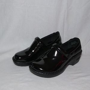 boc patent leather clogs